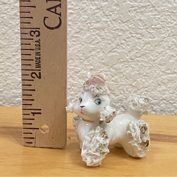 Vintage Porcelain Spaghetti Poodle Mini Figurine - Picture 6 of 10